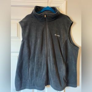 Women’s Columbia Fleece Vest - Size 3XL